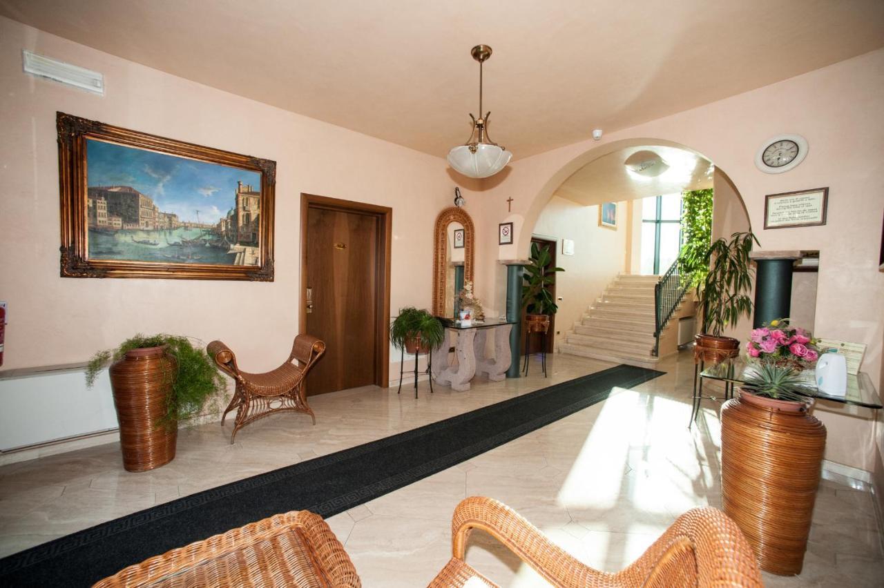Hotel Corte Vecchia San Prospero Kültér fotó