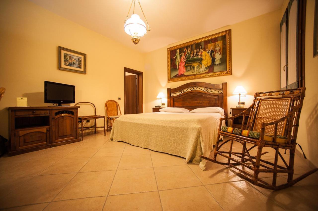Hotel Corte Vecchia San Prospero Kültér fotó