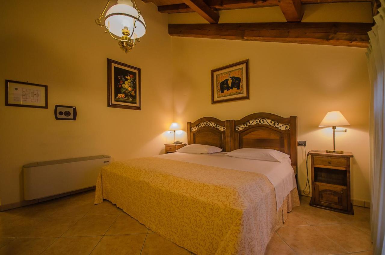Hotel Corte Vecchia San Prospero Kültér fotó